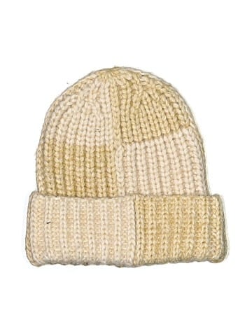 Universal Thread Beanie (view 1)