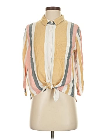 Olive and Oak 3/4 Sleeve Blouse (view 1)