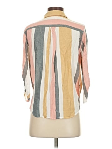 Olive and Oak 3/4 Sleeve Blouse (view 2)