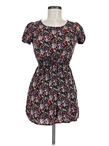 Forever 21 Casual Dress (view 1)
