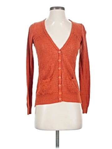 Sparrow Cardigan (view 1)