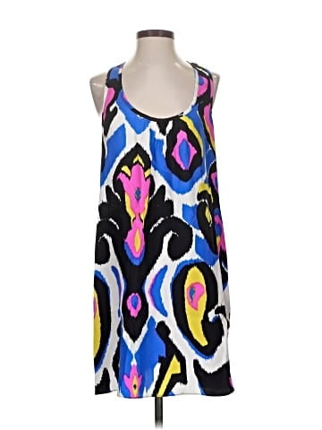 Alice & Trixie Casual Dress (view 1)