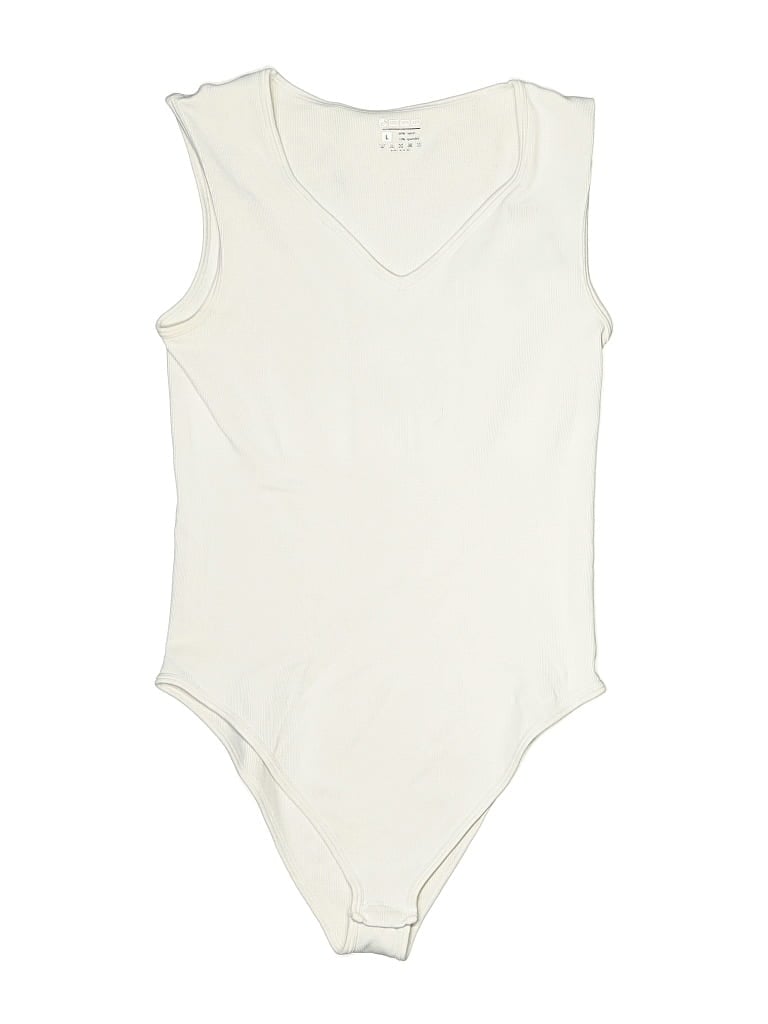 Pre-owned Oqq Bodysuit In White