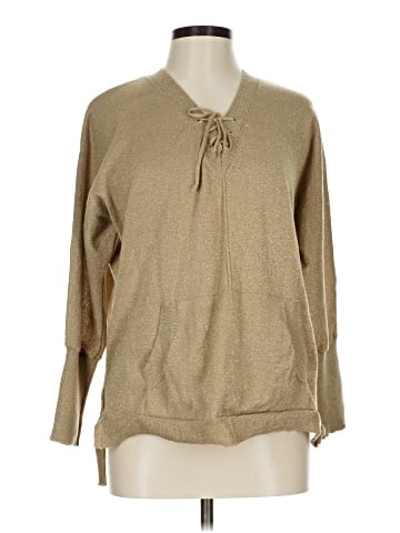 Metrostyle Long Sleeve Top (view 1)