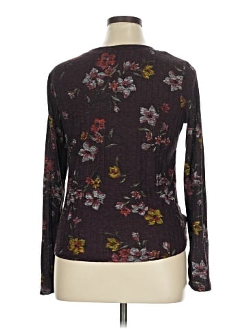 A. Byer Long Sleeve T-Shirt (view 2)