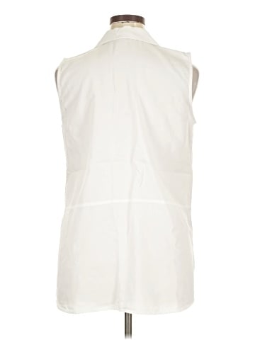 Ellen Tracy Sleeveless Button-Down Shirt (view 2)