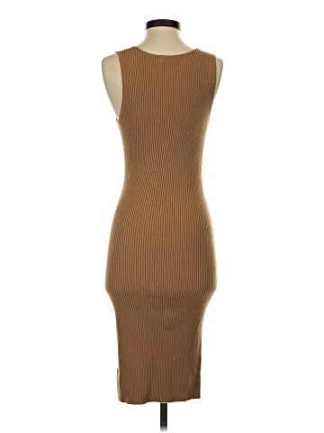 Mod Ref Casual Dress (view 2)