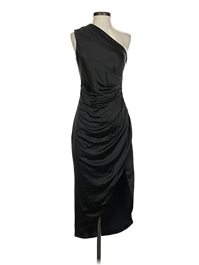 Pre-owned Elliatt Cocktail Dress In Black