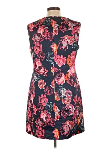 Cynthia Steffe Casual Dress (view 2)
