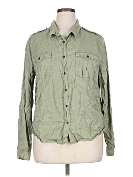 Universal Thread Long Sleeve Button Down Shirt