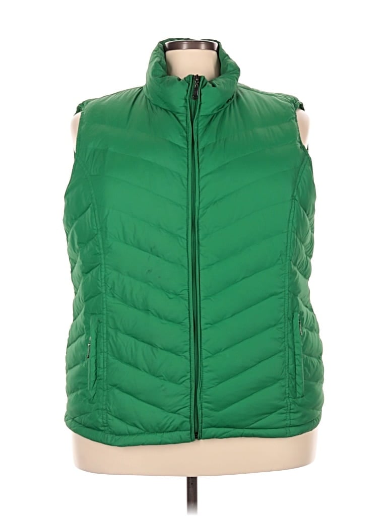 Pre-owned Travelsmith Vest In Green