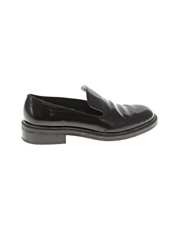 Stuart Weitzman Flats (view 1)