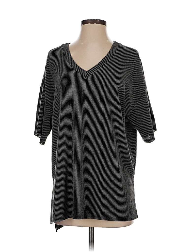 Pre-owned Bke Short Sleeve T-shirt In Gray