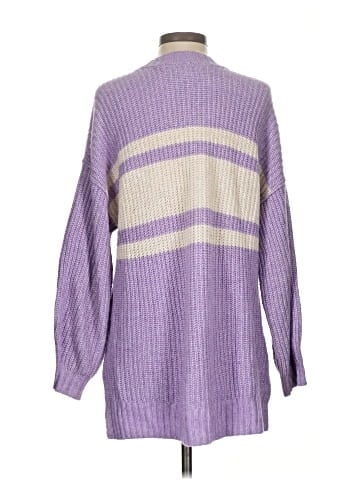 American Eagle Outfitters Pullover Sweater (view 2)