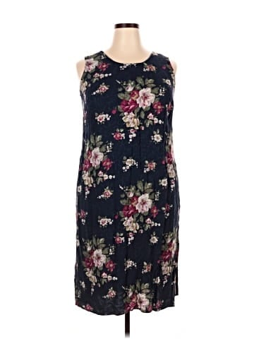 K Woman Casual Dress (view 1)