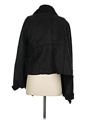 Romeo & Juliet Couture Coat (view 2)