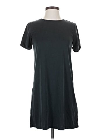 Alice + Olivia Casual Dress (view 1)