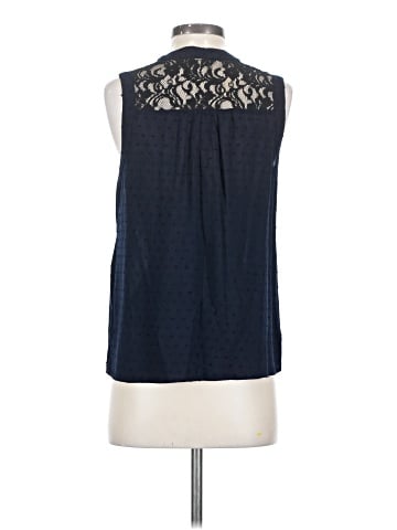 Edme & Esyllte Sleeveless Button-Down Shirt (view 2)
