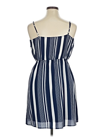Monteau Casual Dress (view 2)