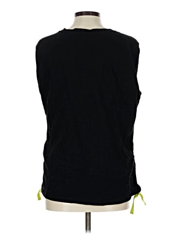 Tribal Sleeveless Blouse (view 2)