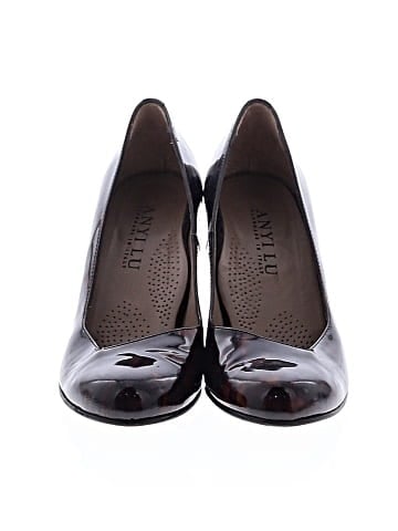 Anyi Lu Heels (view 2)