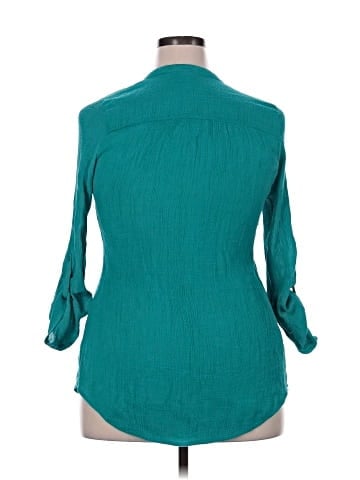 Laura Scott 3/4 Sleeve Blouse (view 2)