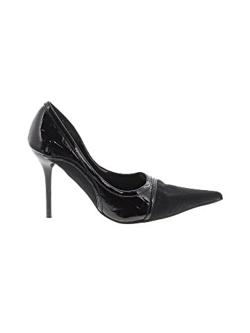 Michael Antonio Heels (view 1)