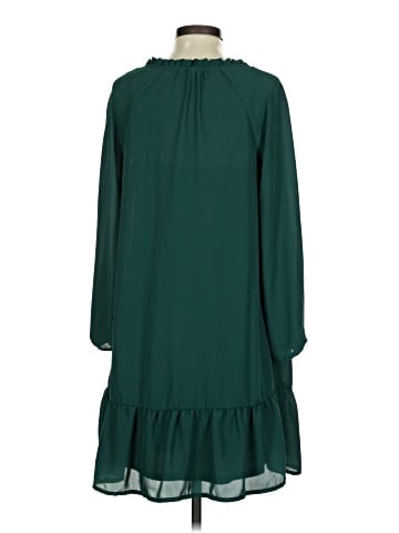 Old Navy Casual Dress (view 2)