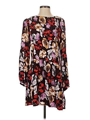 Hinge Casual Dress (view 1)