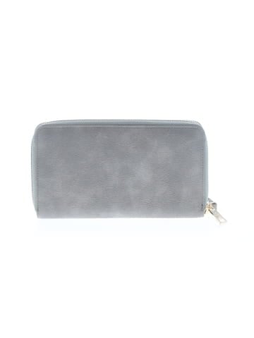 Cluci Wristlet (view 2)