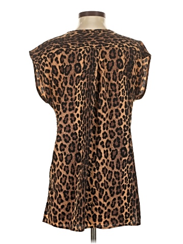 14th & Union Short Sleeve Blouse (view 2)