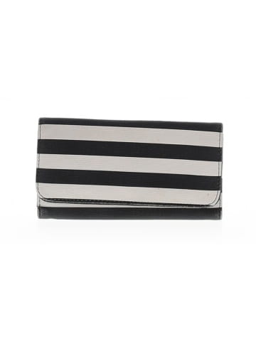 Kut from the Kloth Wallet (view 1)
