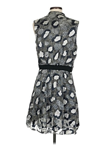 Leifsdottir Casual Dress (view 2)
