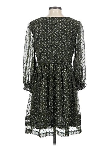 Urban Outfitters Casual Dress (view 2)