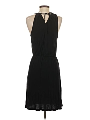 Old Navy Casual Dress (view 2)