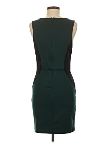 Robbi & Nikki Cocktail Dress (view 2)