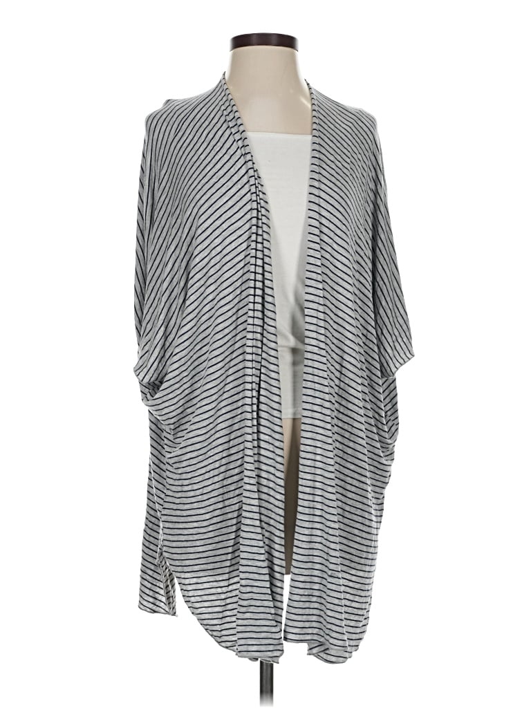 Pre-owned Downeast Kimono In Gray