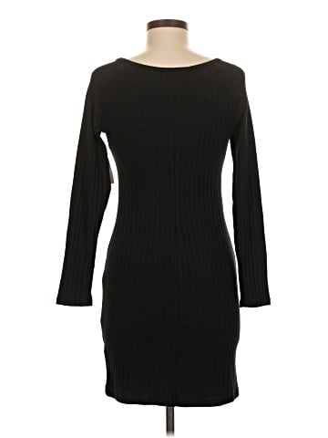 Old Navy Casual Dress (view 2)