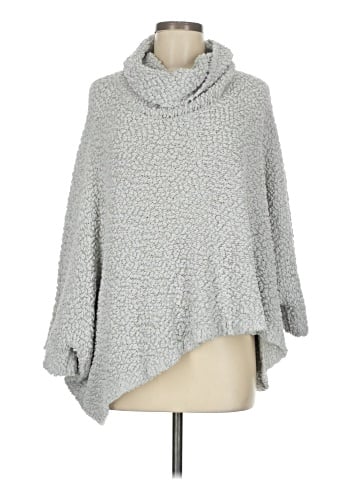 Romeo & Juliet Couture Poncho (view 1)
