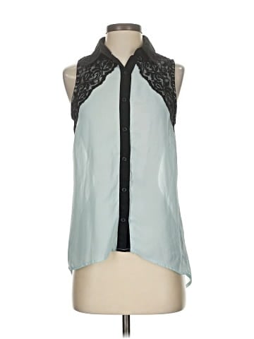 Studio Y Tank Top (view 1)