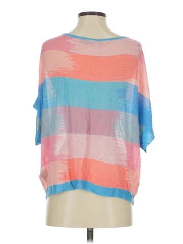 Troubadour Poncho (view 2)