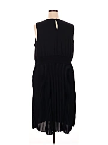 Croft & Barrow Casual Dress (view 2)