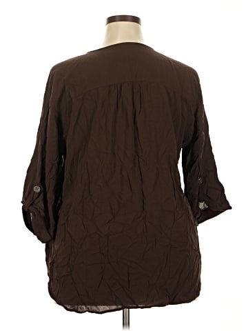 Beverly Drive 3/4 Sleeve Blouse (view 2)