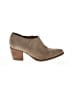 Vince. Tan Ivory Ankle Boots Size 8 1/2 - photo 1