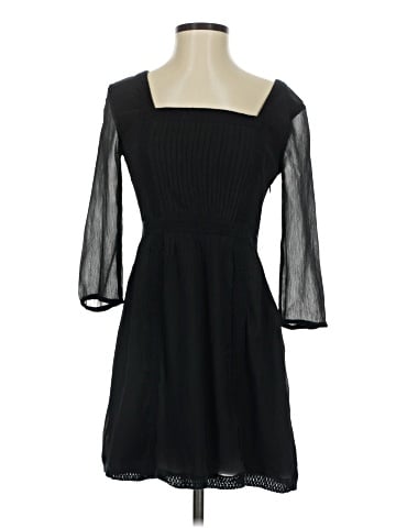 Abercrombie & Fitch Cocktail Dress (view 1)