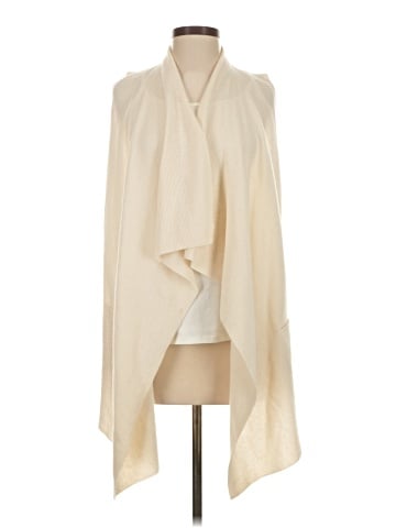 Vince. Poncho (view 1)