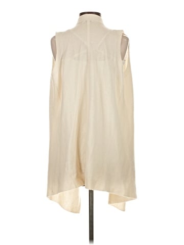 Vince. Poncho (view 2)