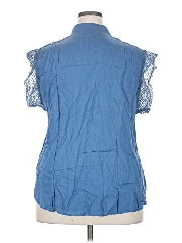 Amaryllis Sleeveless Blouse (view 2)