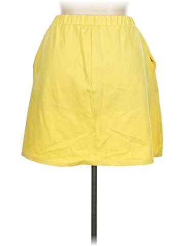 Betsey's Boutique Shop Casual Skirt (view 2)