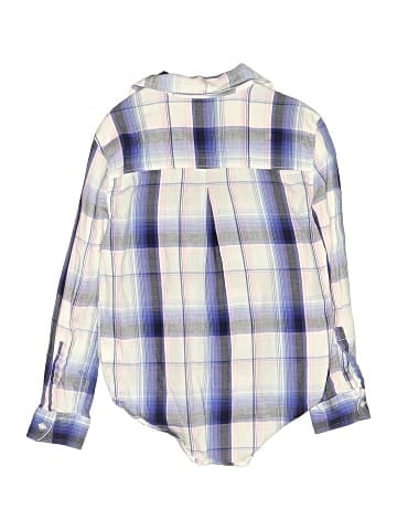 Mudd Long Sleeve Button-Down Shirt (view 2)
